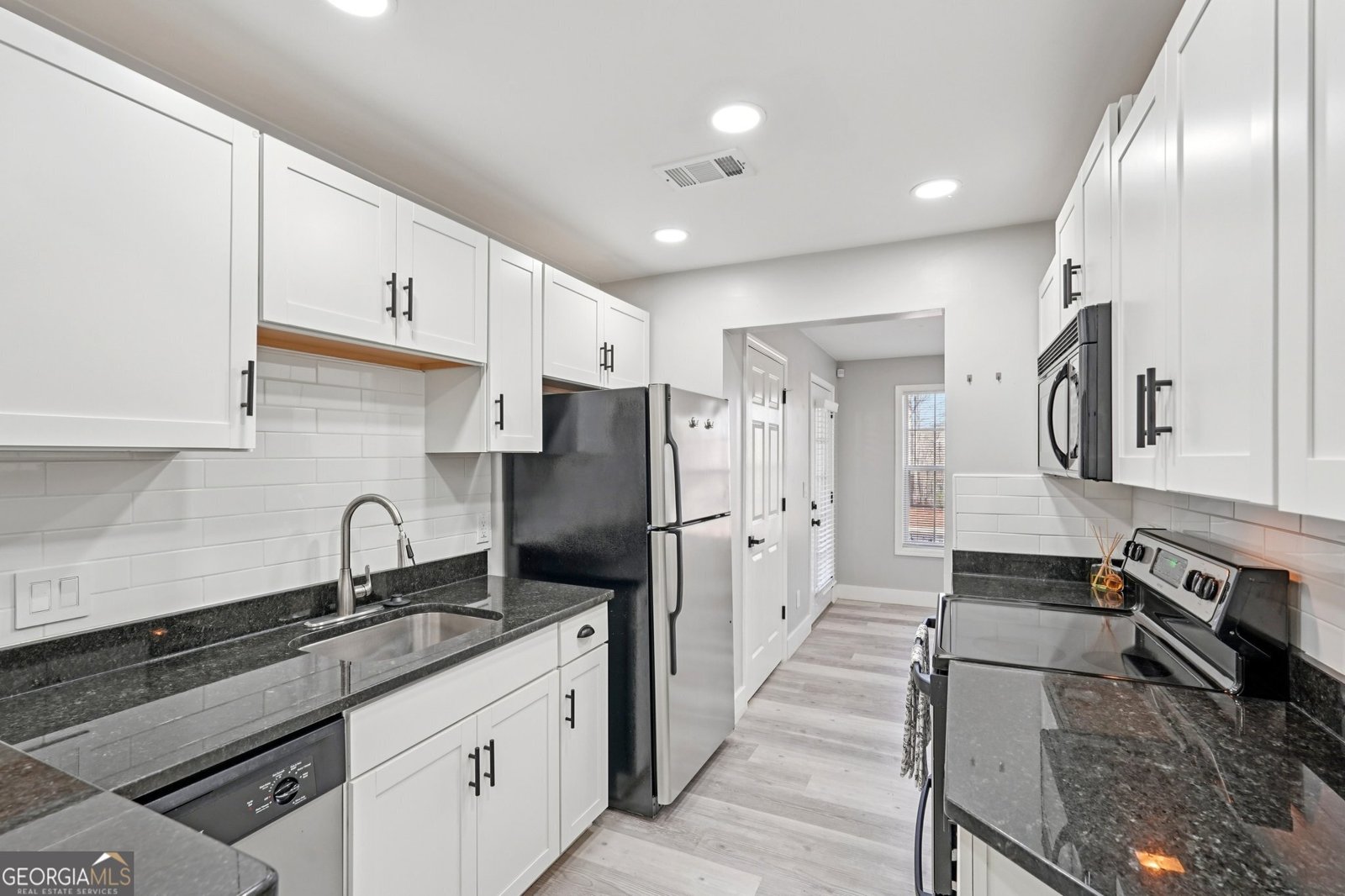 601 Peachtree Forest Avenue Peachtree Corners - Photo 10