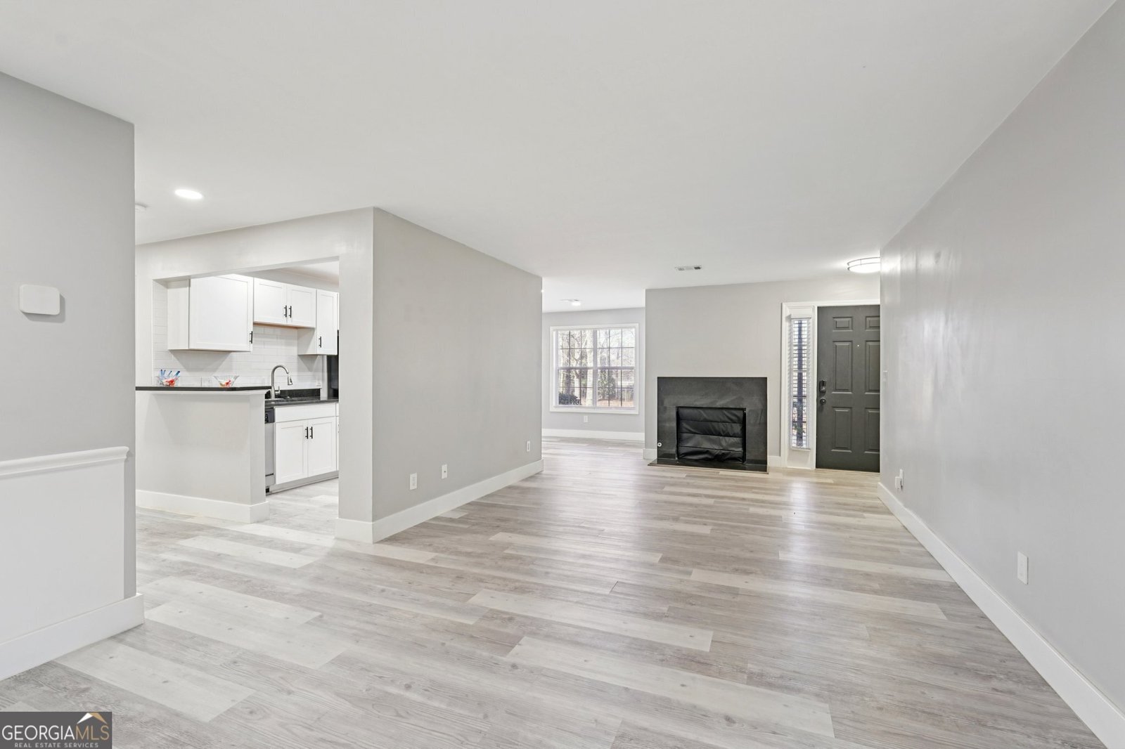 601 Peachtree Forest Avenue Peachtree Corners - Photo 8