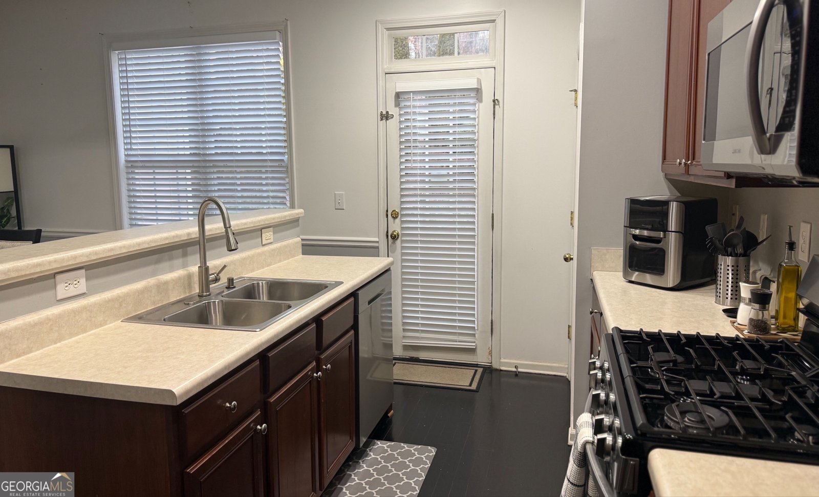 500 Gale Court Alpharetta - Photo 28