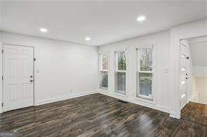 6118 Barfield Road Atlanta - Photo 9