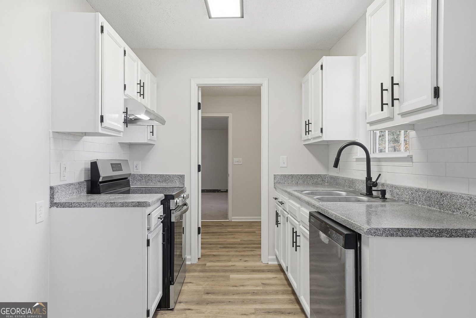 117 Home Court Jenkinsburg - Photo 11