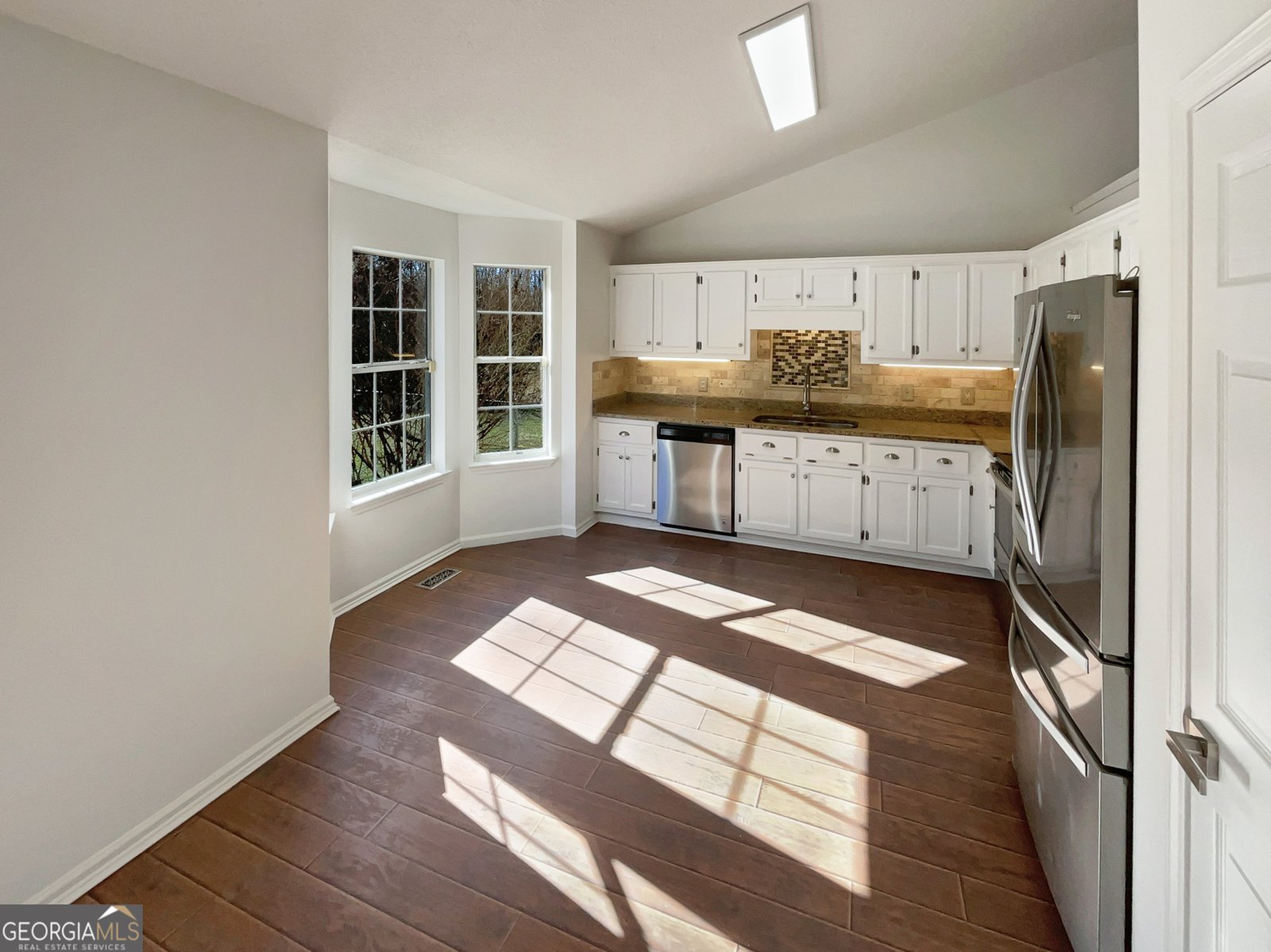 180 Honeysuckle Drive Calhoun - Photo 7