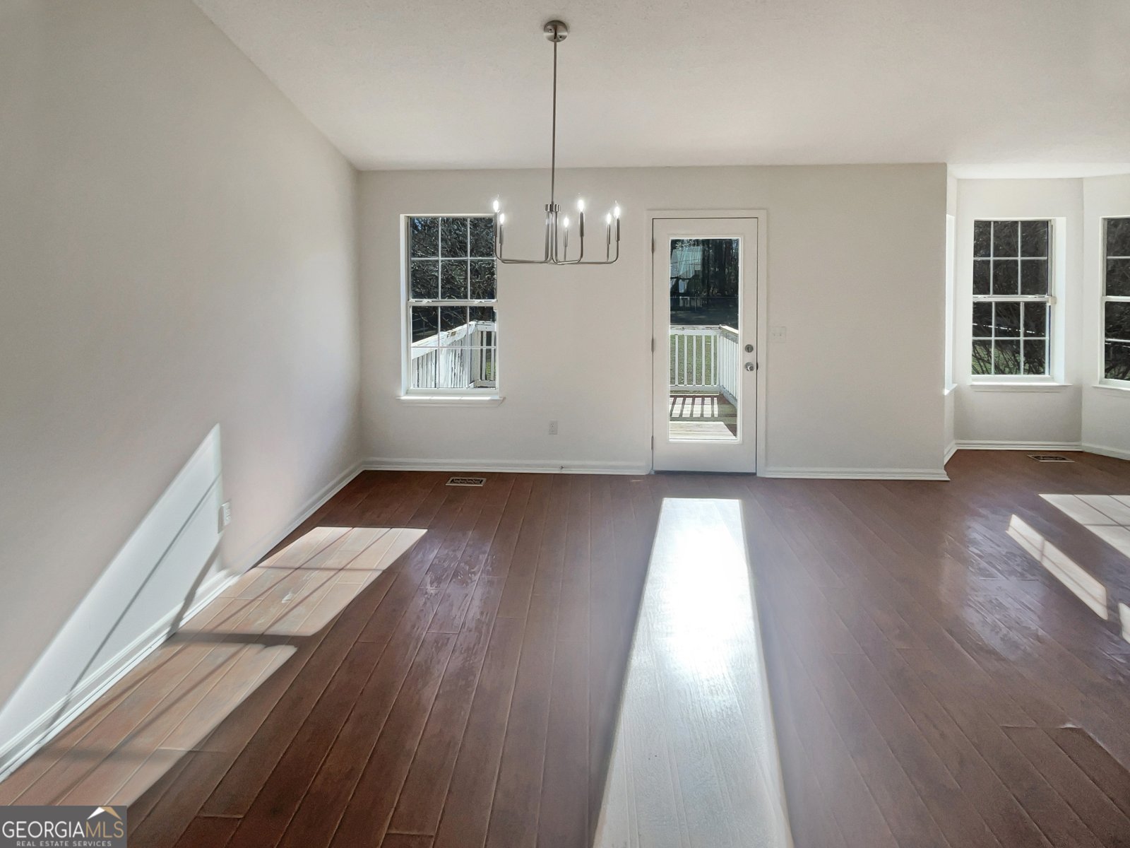 180 Honeysuckle Drive Calhoun - Photo 8