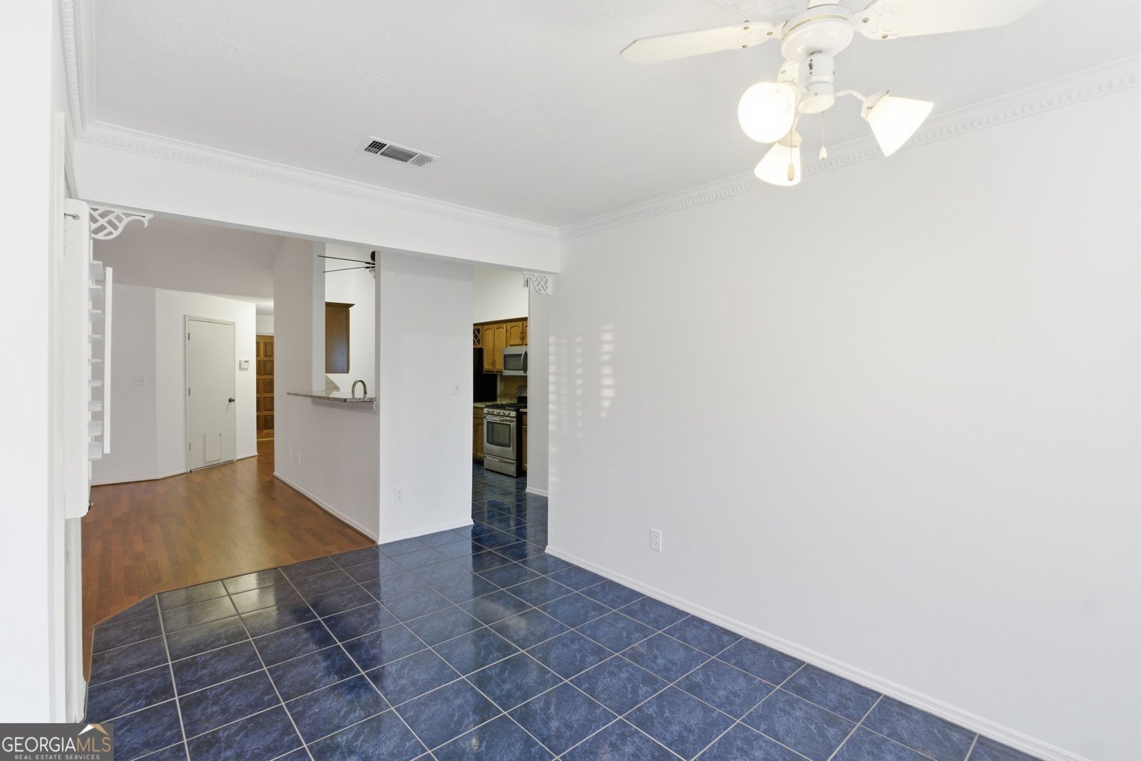 523 Shore Road Lithonia - Photo 12