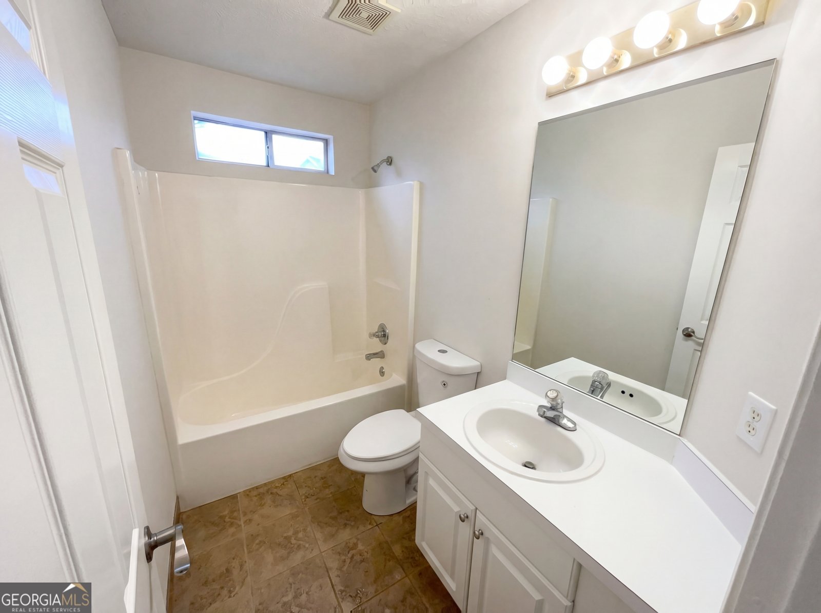 170 Heather Woods Court Covington - Photo 12