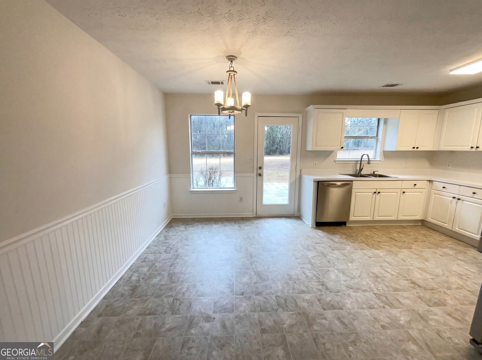 170 Heather Woods Court Covington - Photo 14