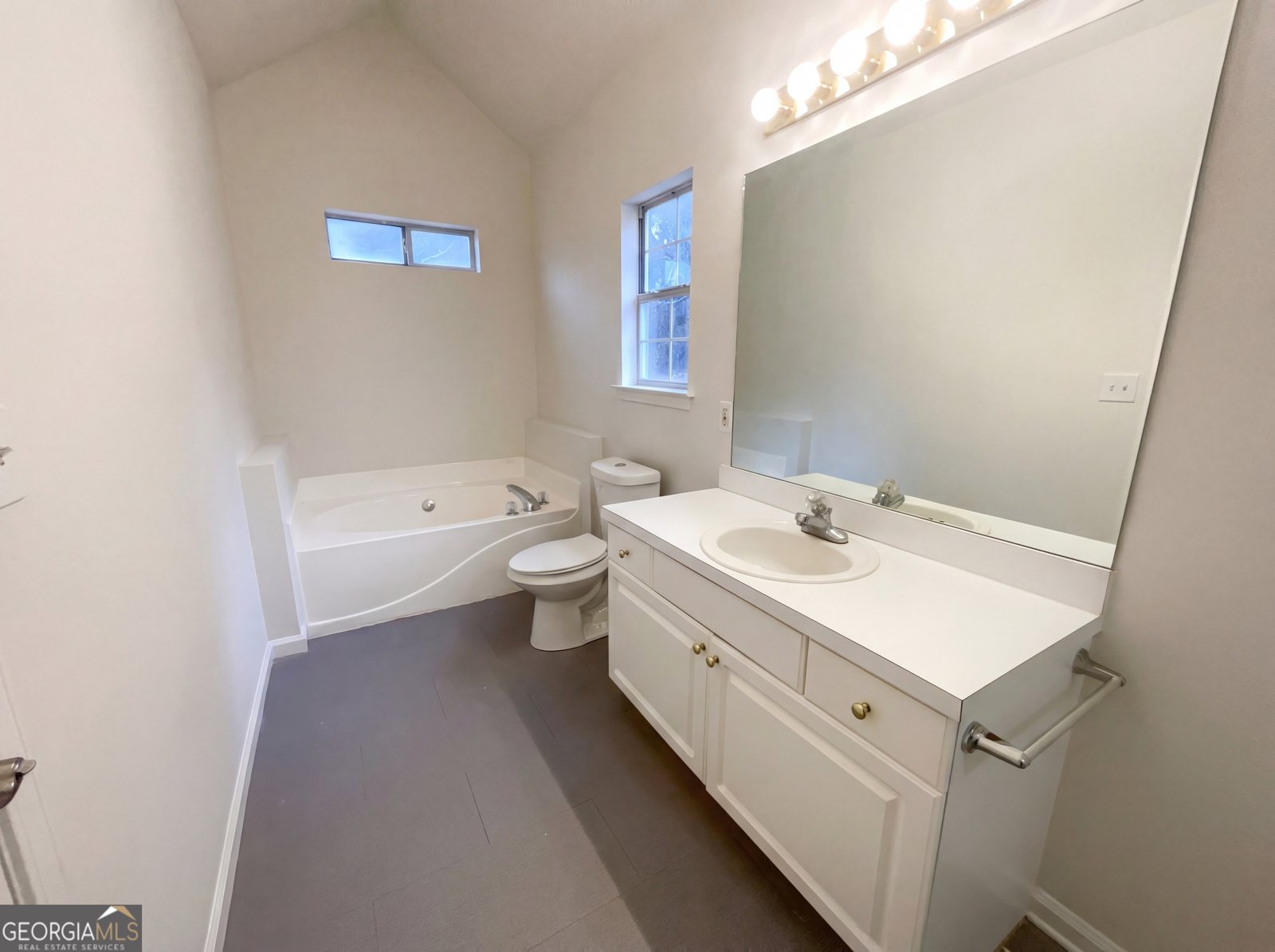 170 Heather Woods Court Covington - Photo 17