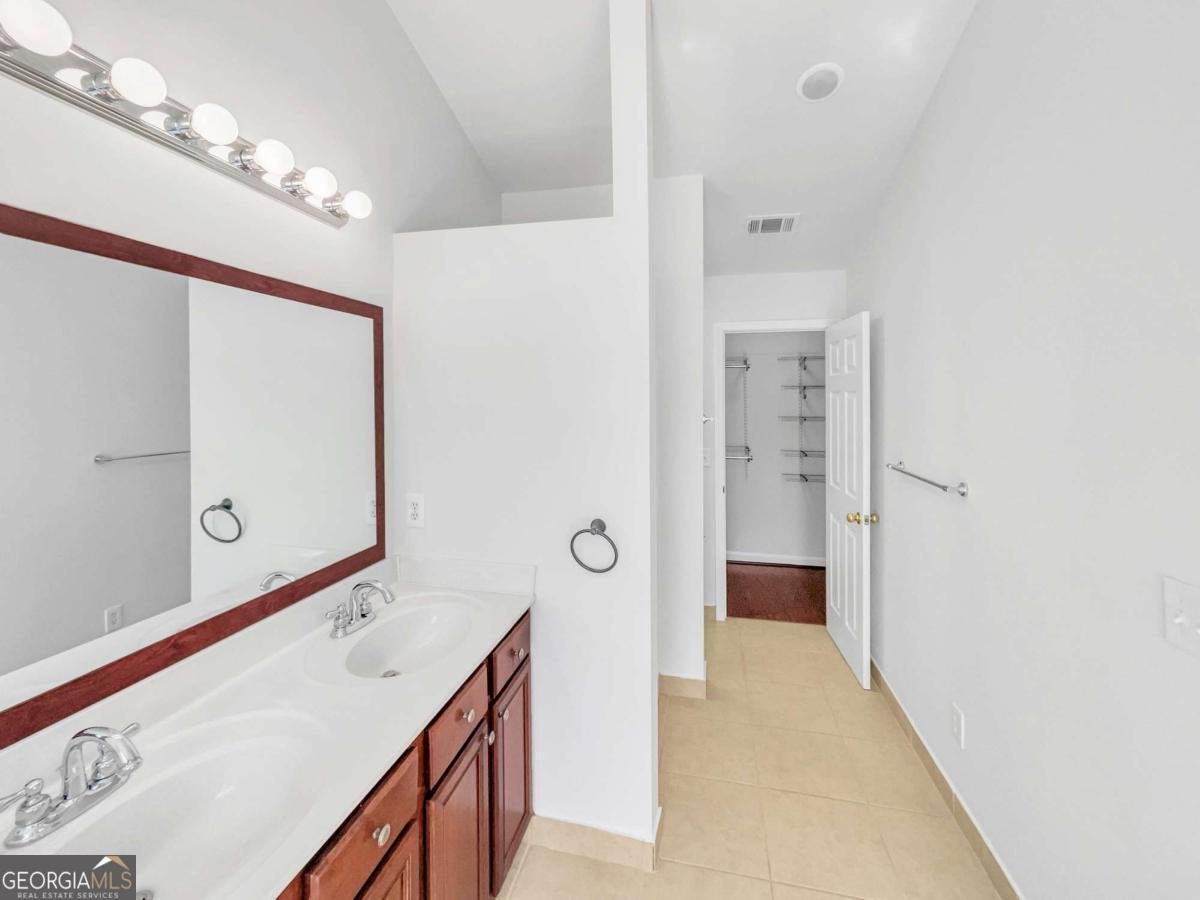 1869 Appaloosa Mill Court Buford - Photo 17