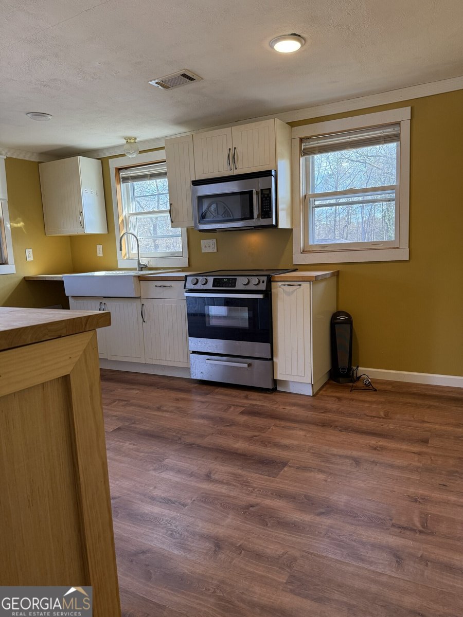 424 Johnson Drive Stone Mountain - Photo 10