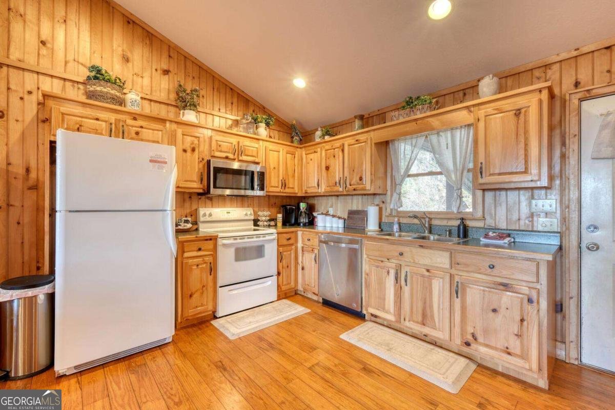 310 Barefoot Hills Road Hiawassee - Photo 16