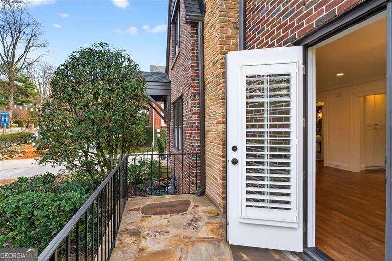 1109 Rock Springs Road Atlanta - Photo 11