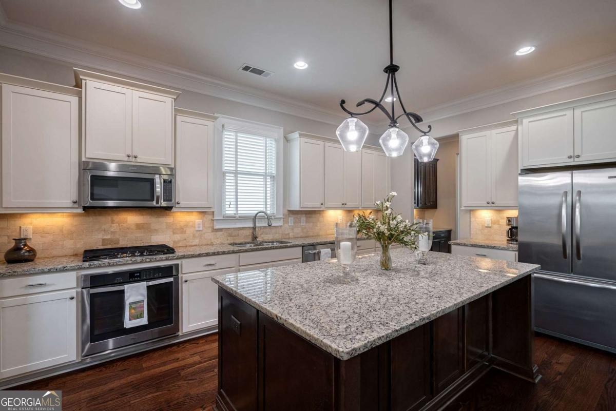 3790 Greenleffe Drive Statham - Photo 10