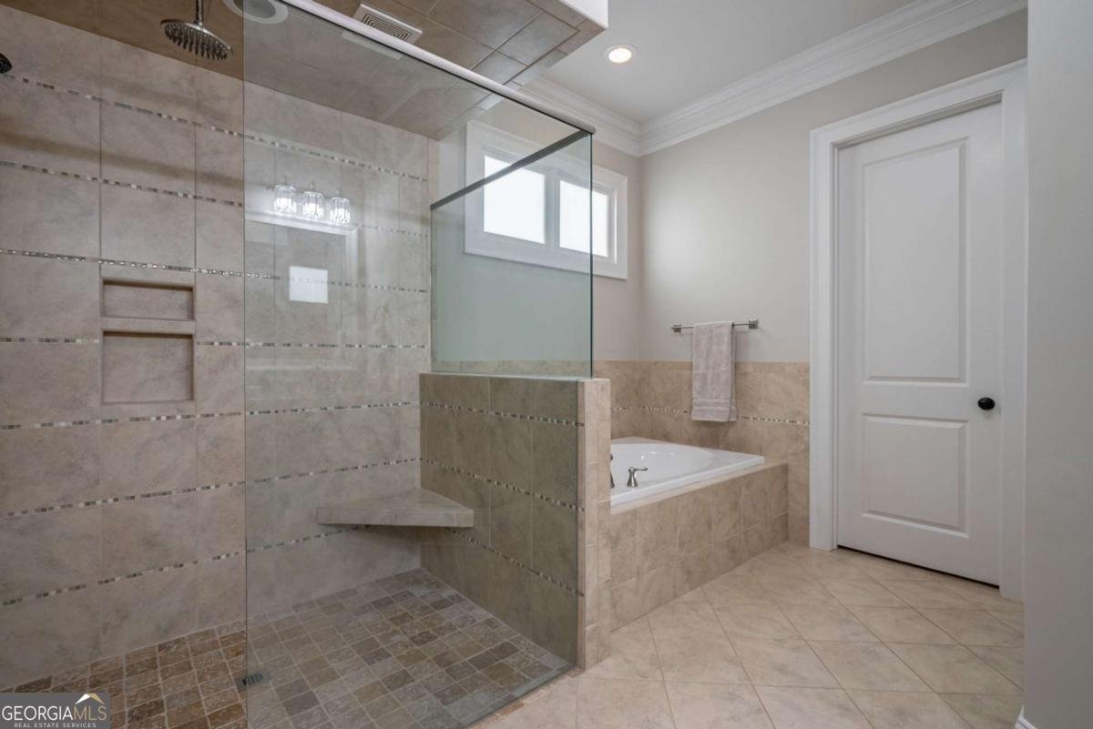 3790 Greenleffe Drive Statham - Photo 24