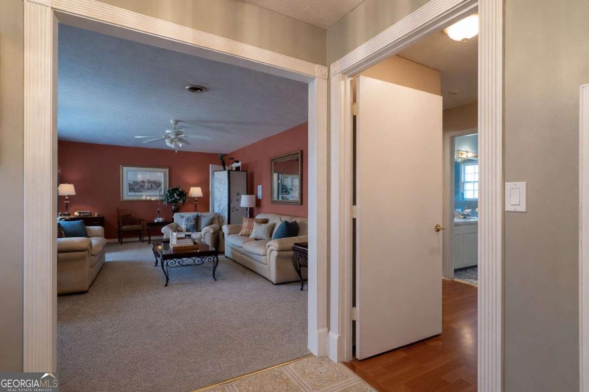 310 Hembree Hill Drive Canton - Photo 11