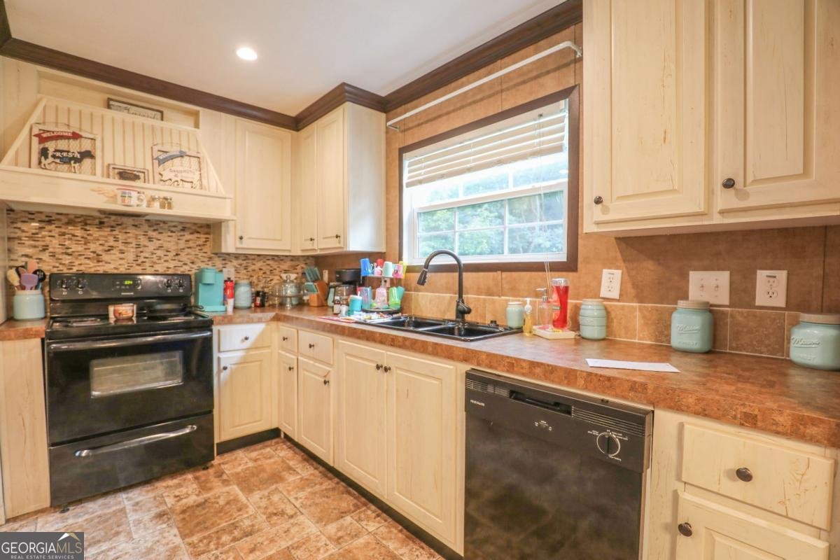 143 Mccullar Weaver Road Milledgeville - Photo 9