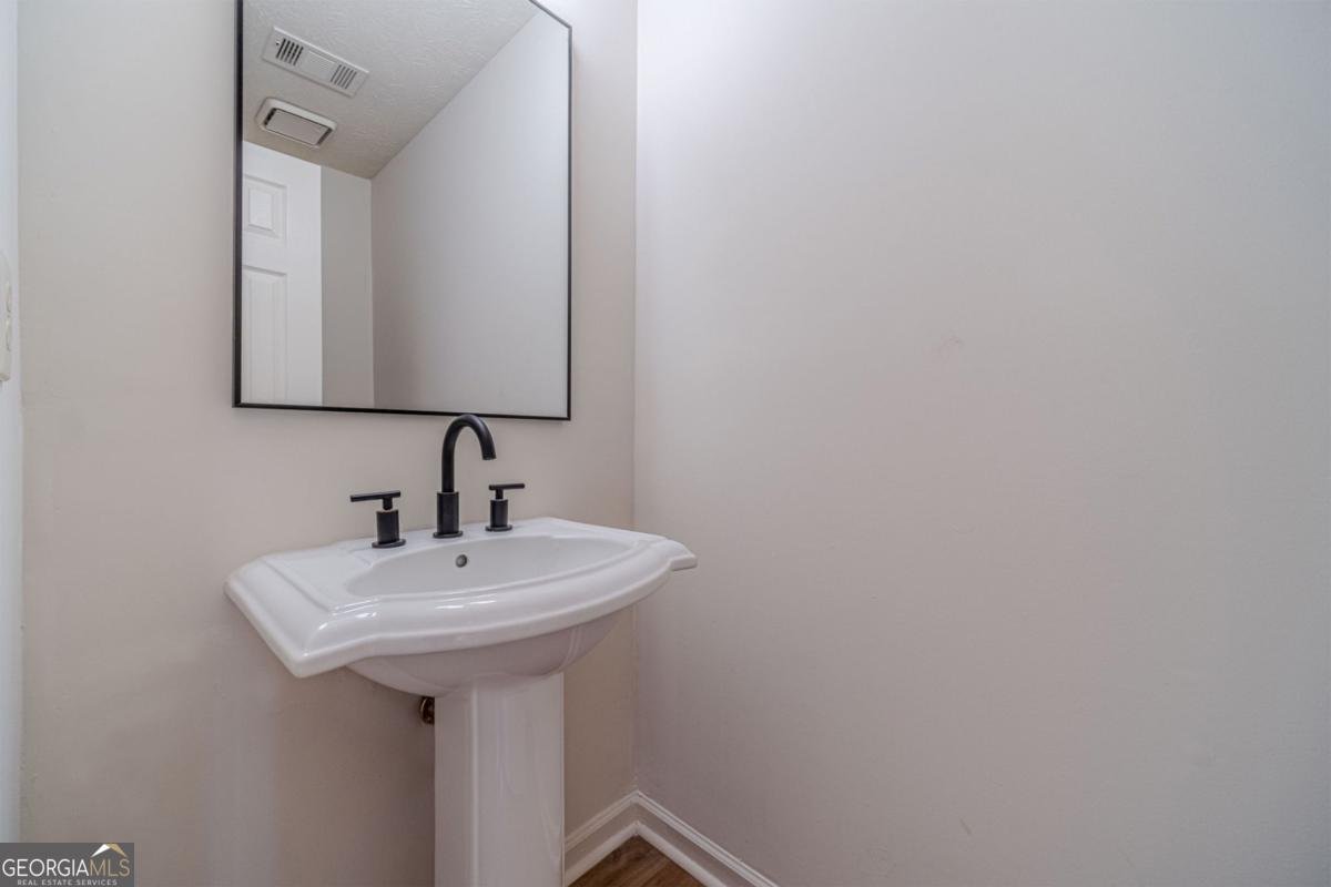 1692 Paces Vale Court Lawrenceville - Photo 22