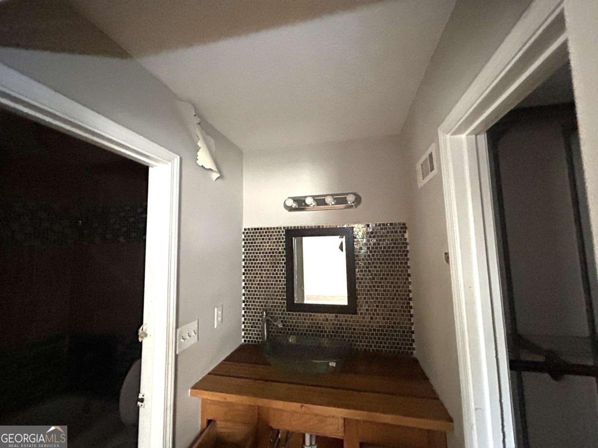 5654 Waterford Court Morrow - Photo 8