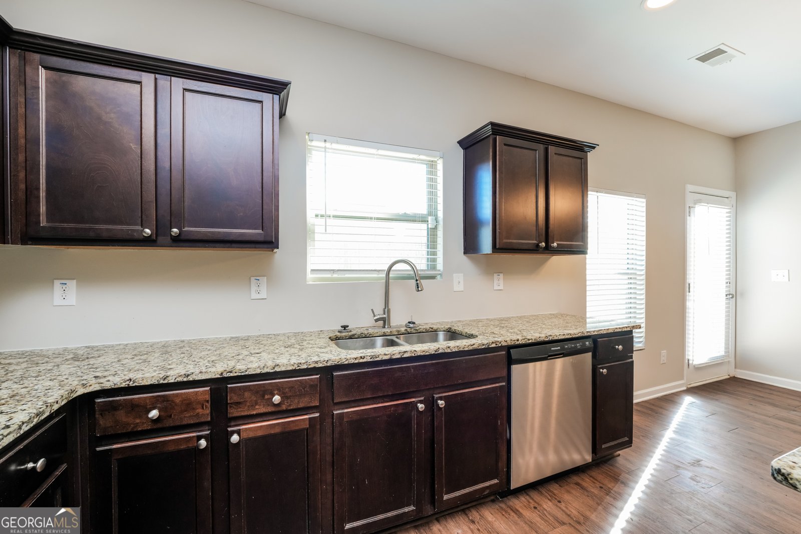 2364 Cornell Circle McDonough - Photo 9