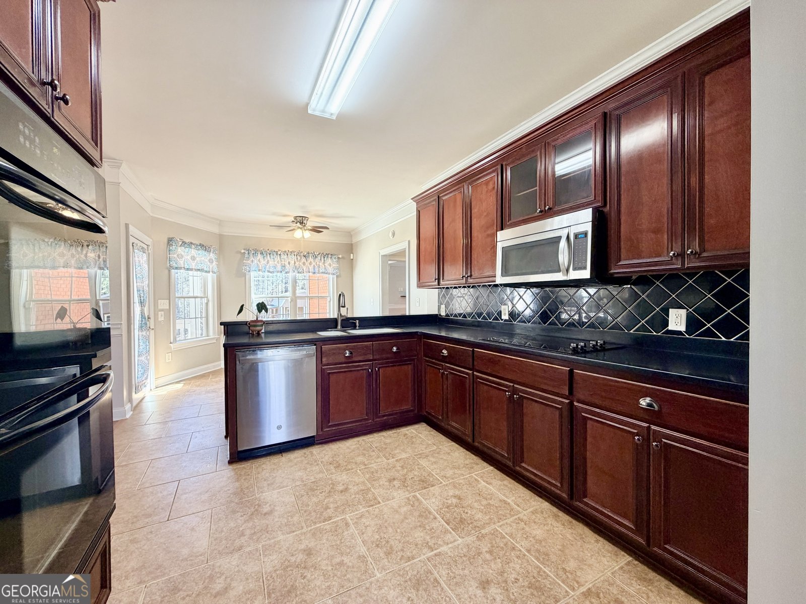 384 Lakemere Lane Milledgeville - Photo 13