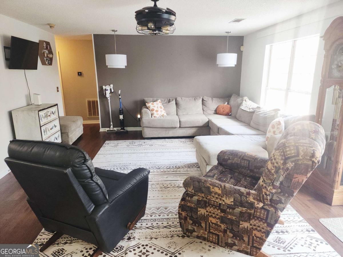 5720 Wade Whelchel Road Murrayville - Photo 13