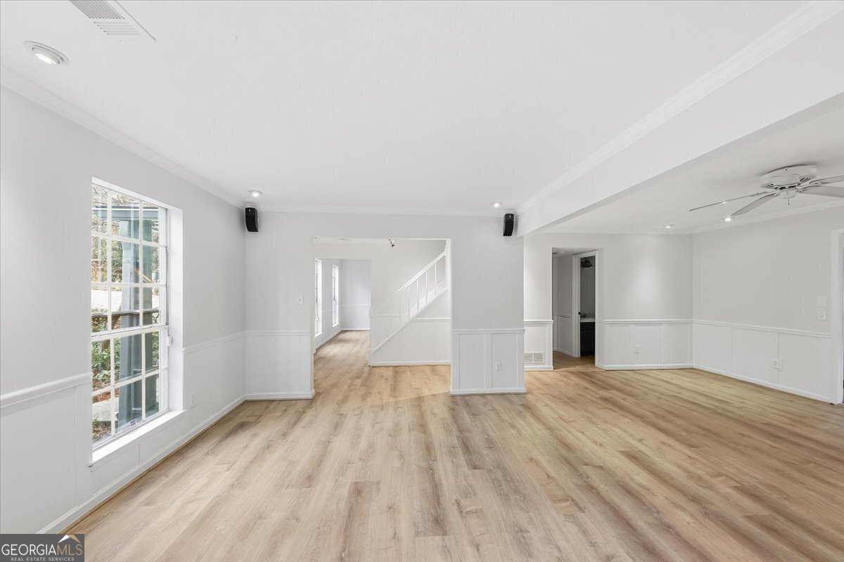 482 Maid Marion Lane Stone Mountain - Photo 11