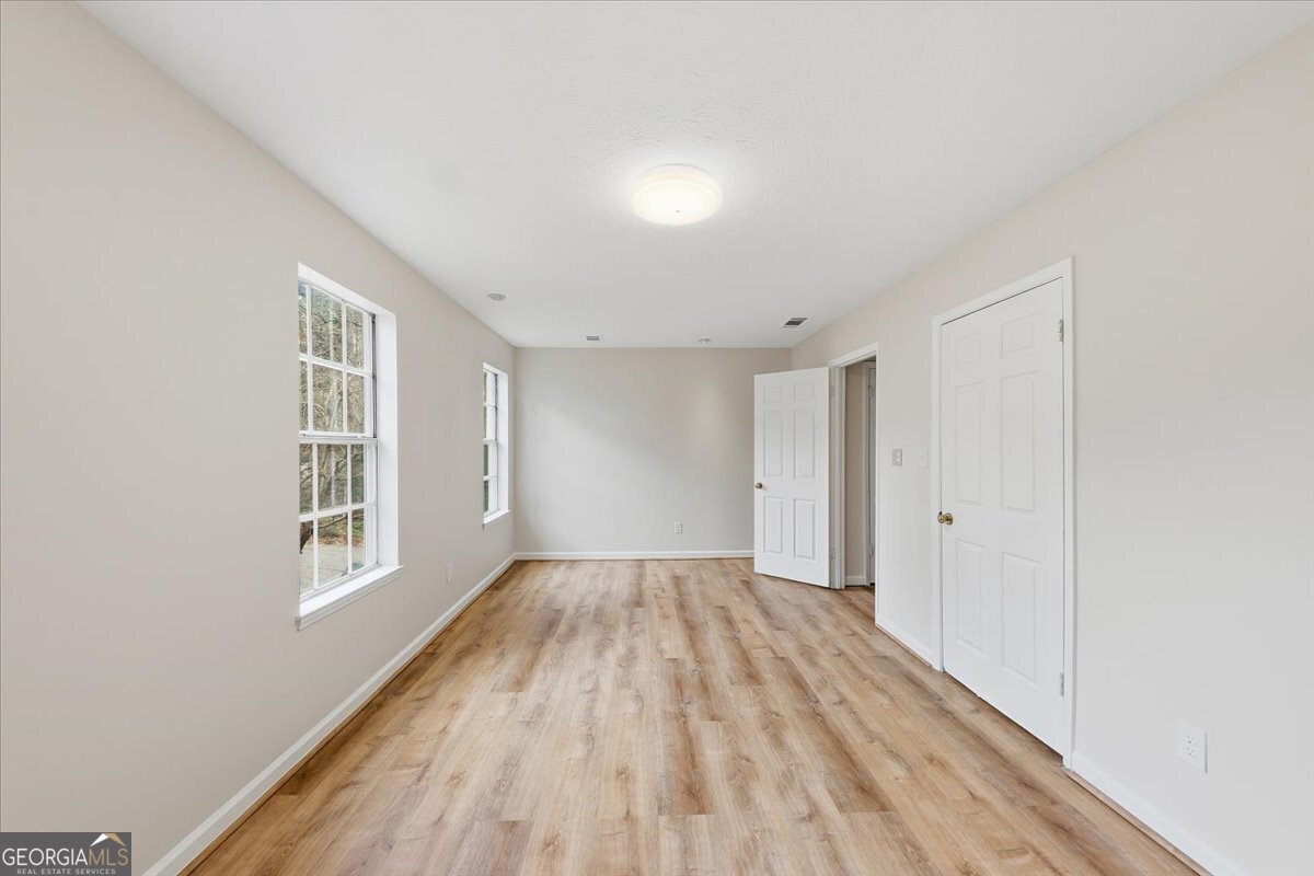 482 Maid Marion Lane Stone Mountain - Photo 32