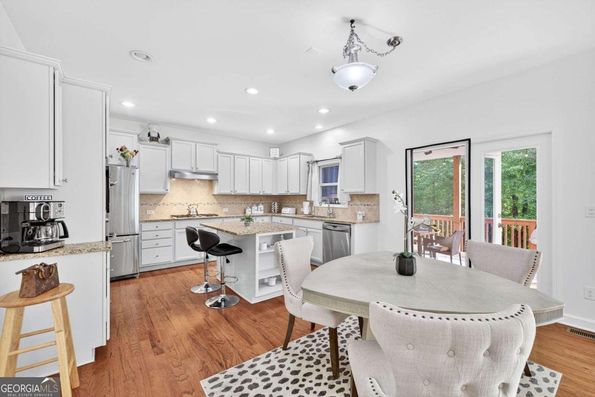 4471 Redan Court Smyrna - Photo 9