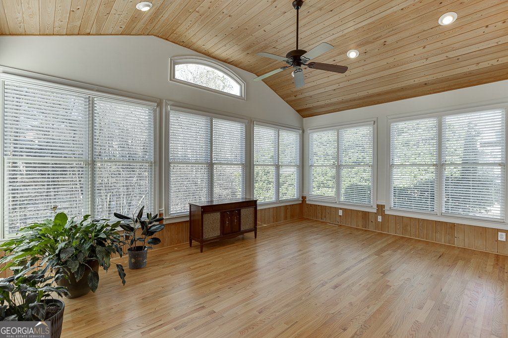 382 Spring Willow Drive Sugar Hill - Photo 29