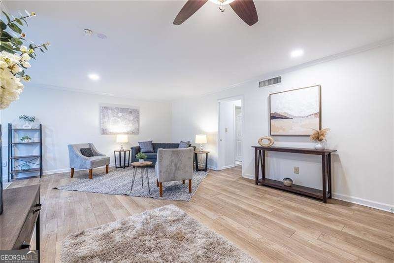 1111 Clairemont Avenue Decatur - Photo 9