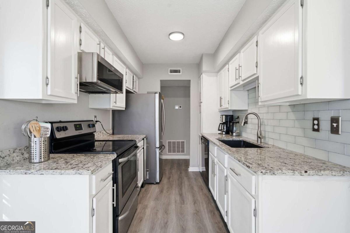 101 Glenleaf Drive Peachtree Corners - Photo 12