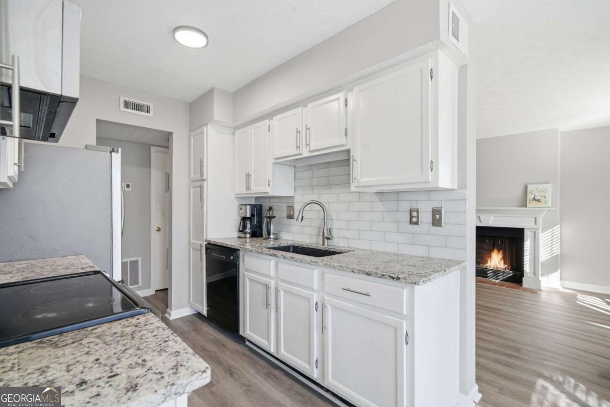 101 Glenleaf Drive Peachtree Corners - Photo 13