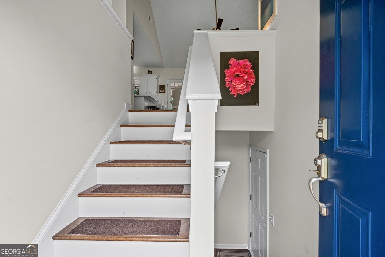 101 Laguna Springs Drive Woodstock - Photo 7