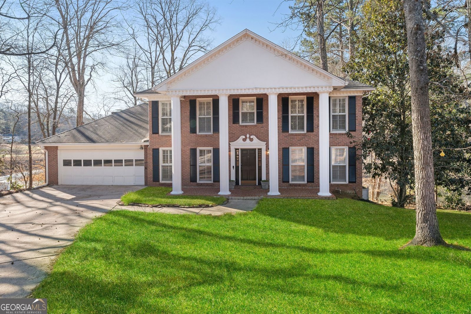 400 Fallen Leaf Lane Roswell - Photo 1