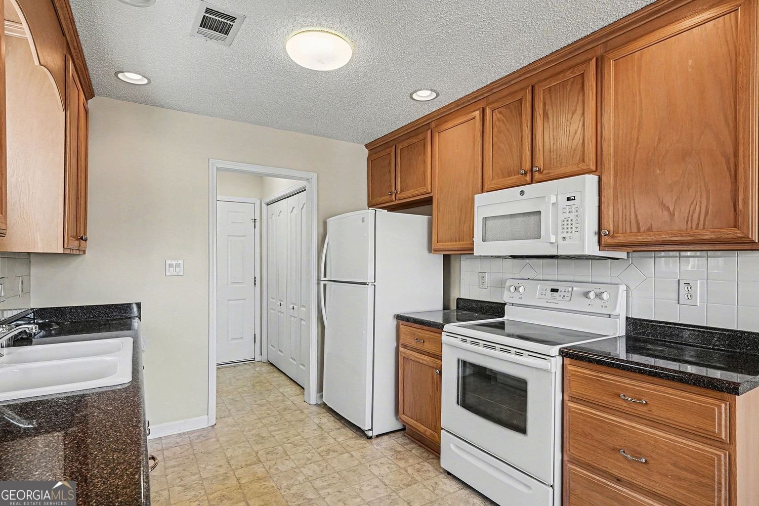 1495 Empress Drive McDonough - Photo 9