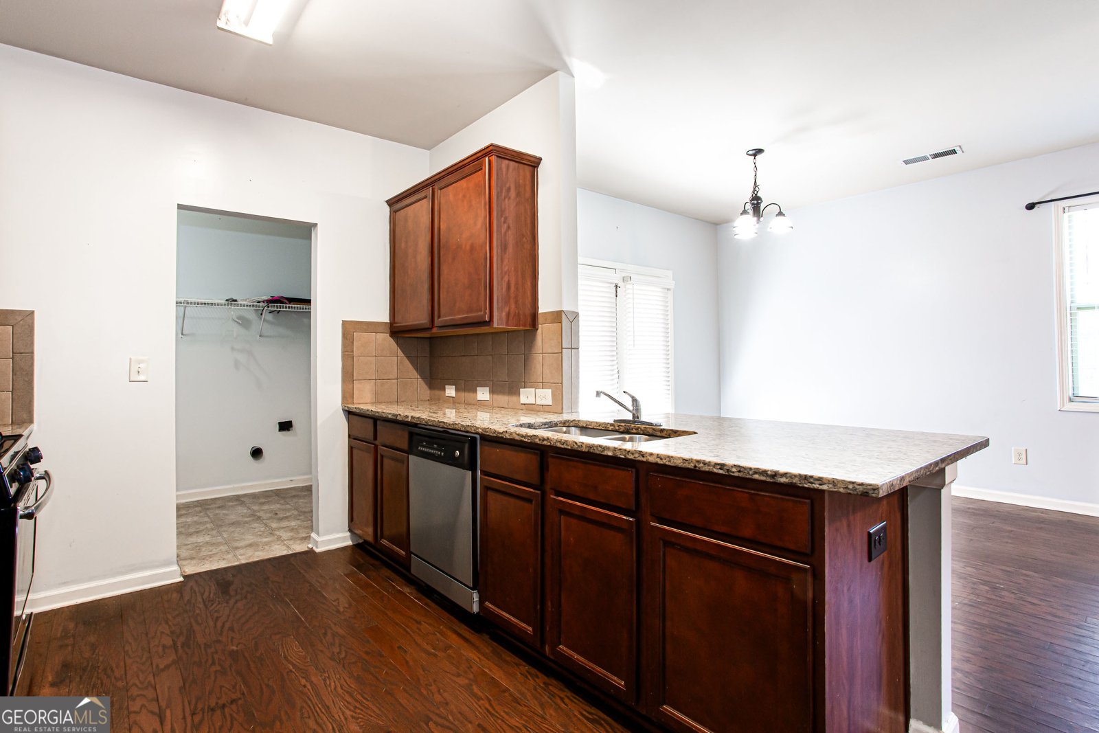 4354 Favored Way Union City - Photo 10