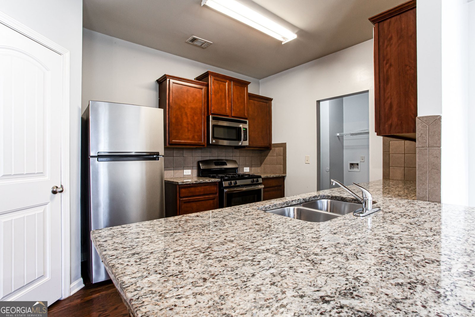 4354 Favored Way Union City - Photo 11