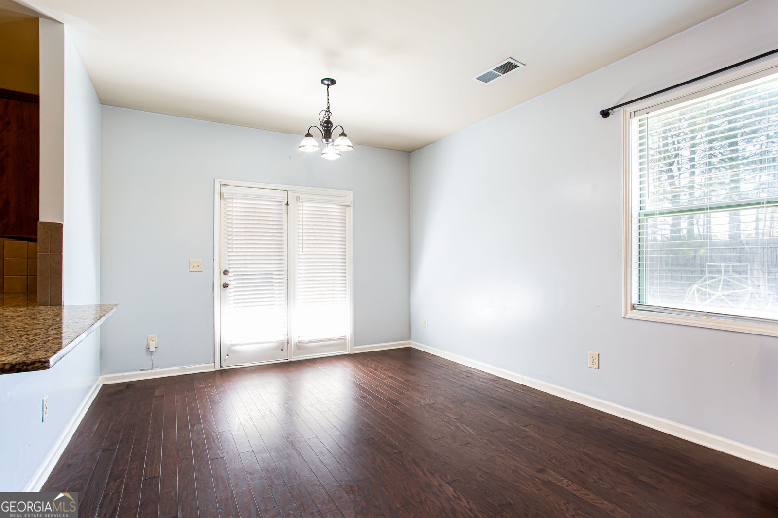 4354 Favored Way Union City - Photo 8