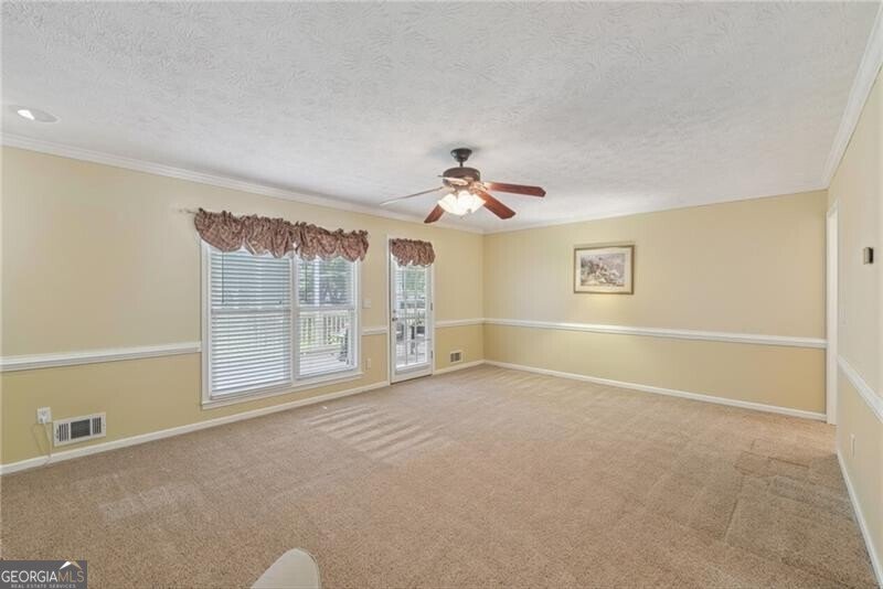 2412 Meadowglen Trail Snellville - Photo 11