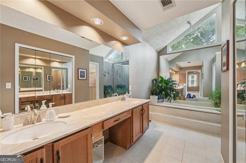 2412 Meadowglen Trail Snellville - Photo 28