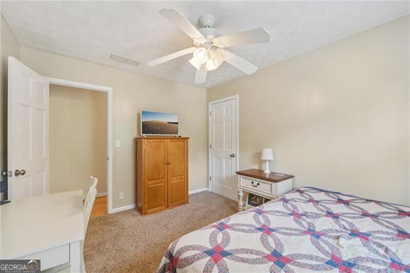 2412 Meadowglen Trail Snellville - Photo 32