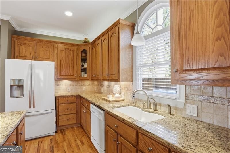 4665 Gilhams Road Roswell - Photo 10