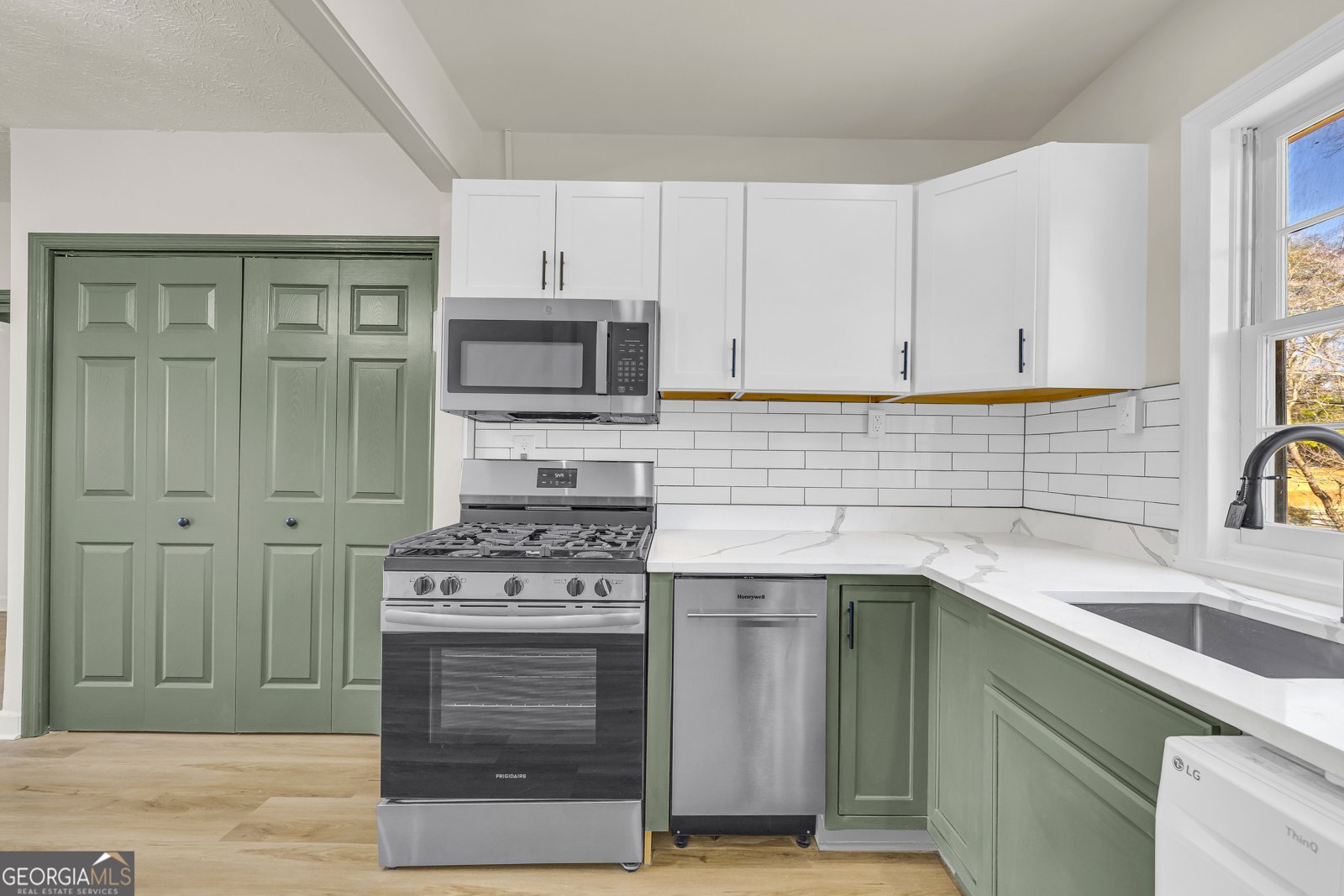 935 Baxter Street Athens - Photo 8