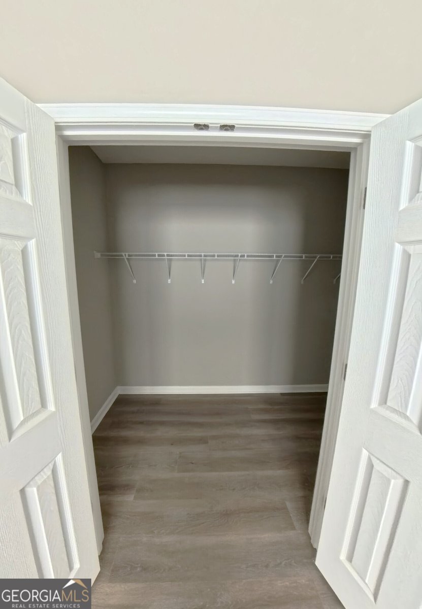 1980 Hollis Street Athens - Photo 10