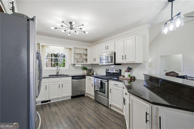 7376 Bates Drive Cumming - Photo 13