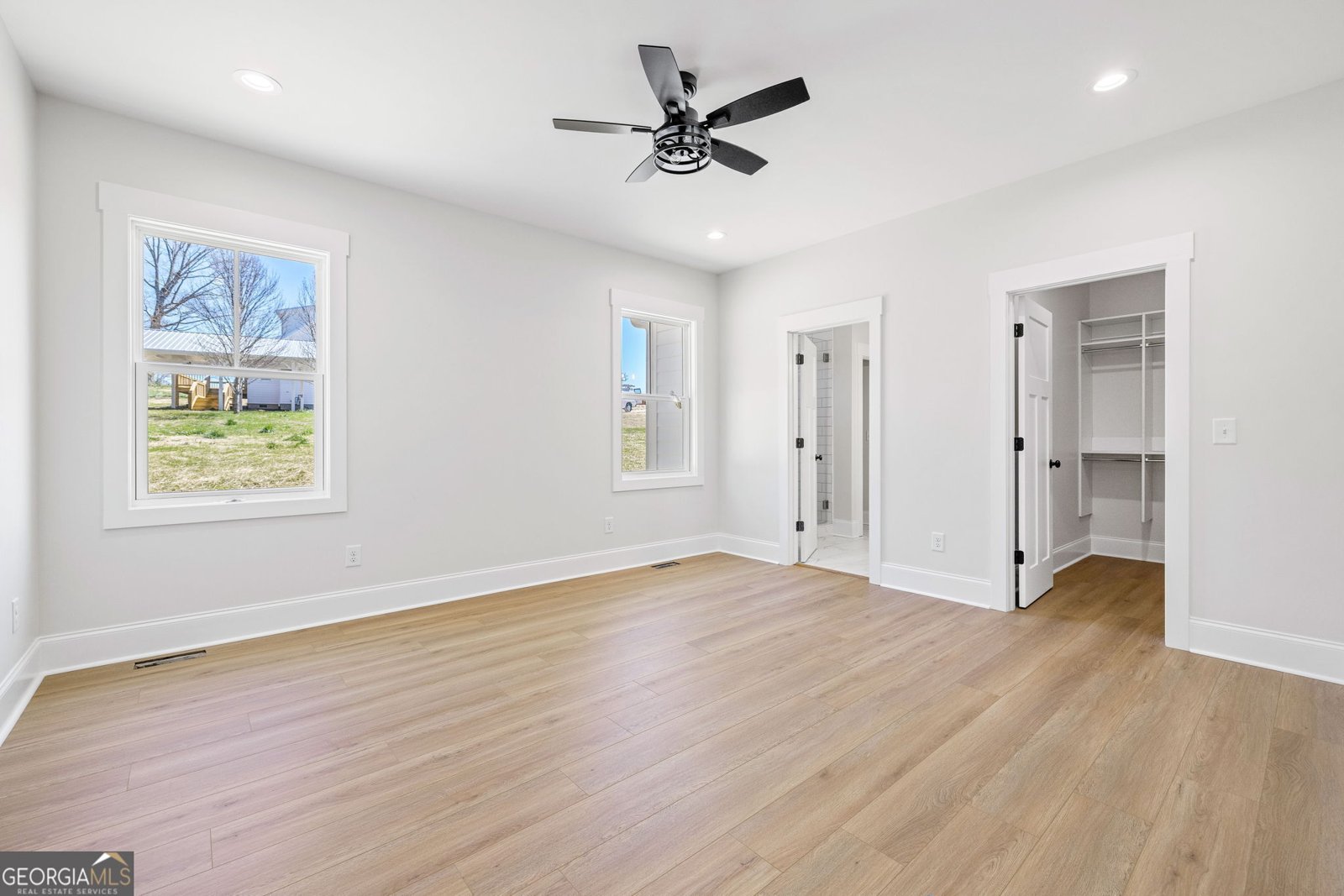 405 Roper Drive Clarkesville - Photo 10