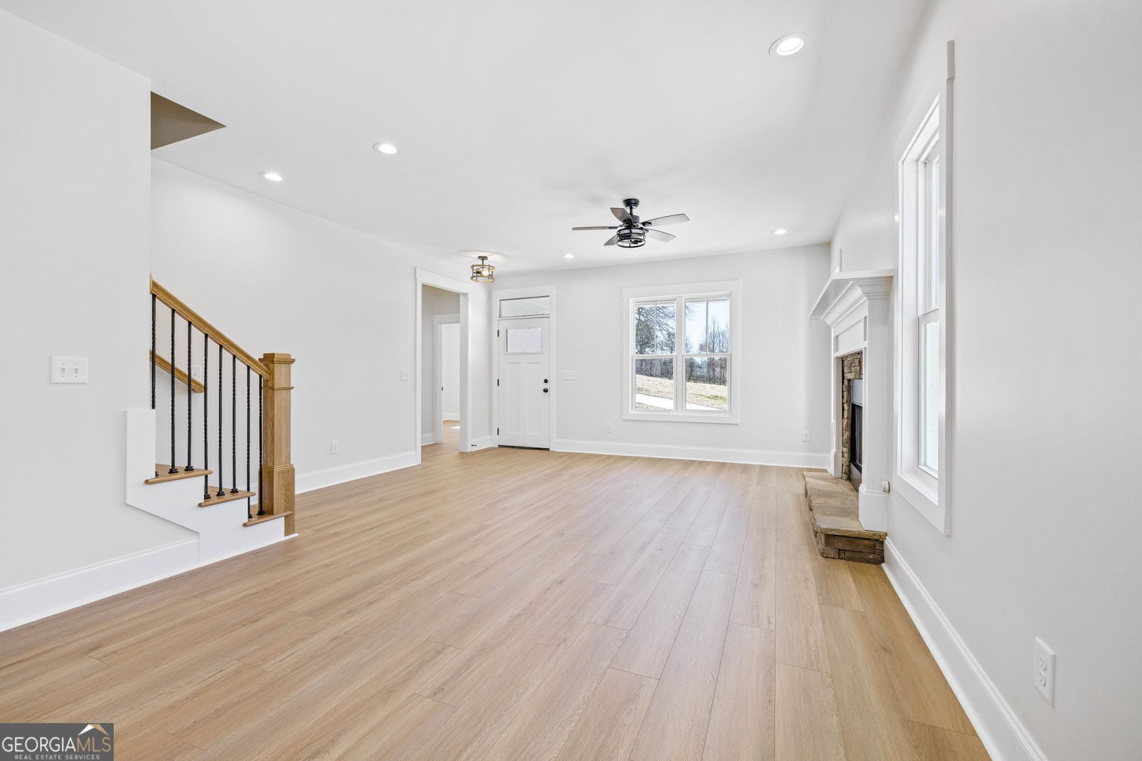 405 Roper Drive Clarkesville - Photo 7