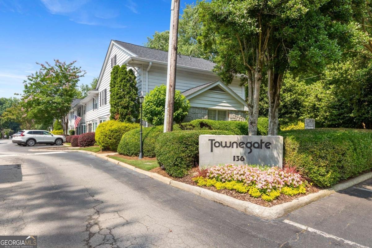 136 Peachtree Memorial Drive Atlanta - Photo 17