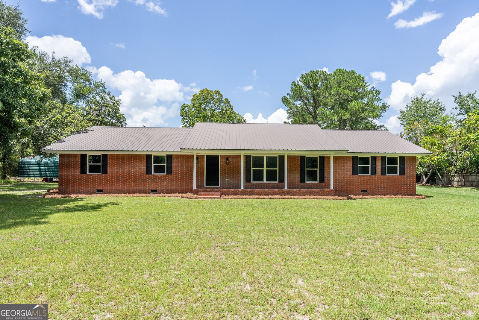 115 Travis Trail Waycross - Photo 1