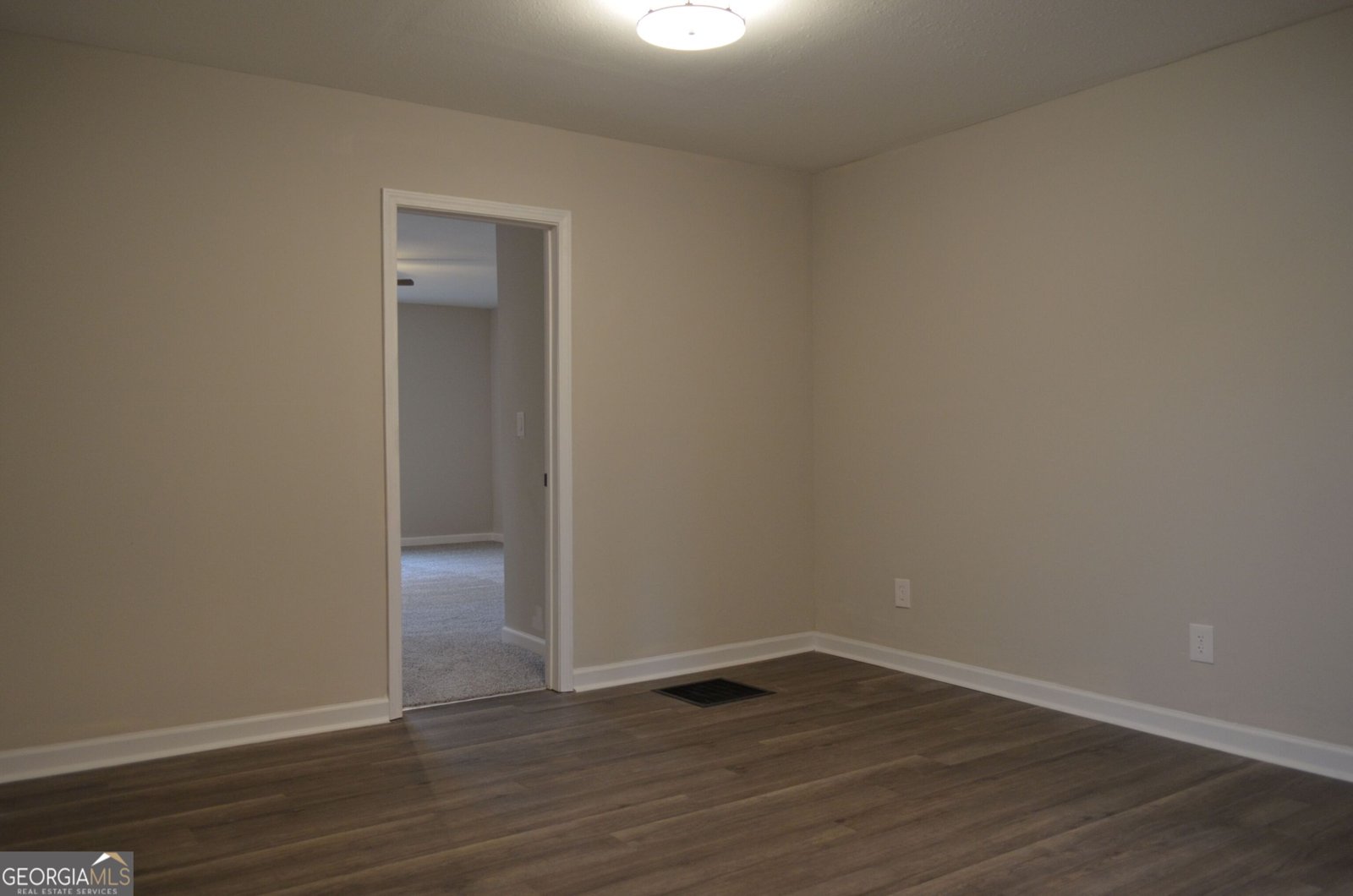 1996 Dames Ferry Road Forsyth - Photo 6