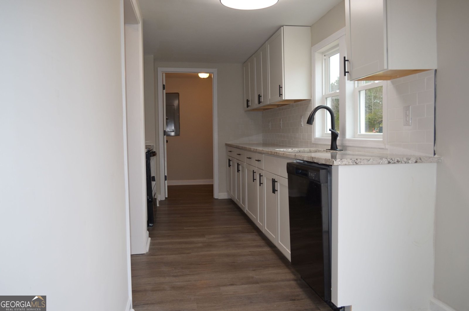 1996 Dames Ferry Road Forsyth - Photo 8